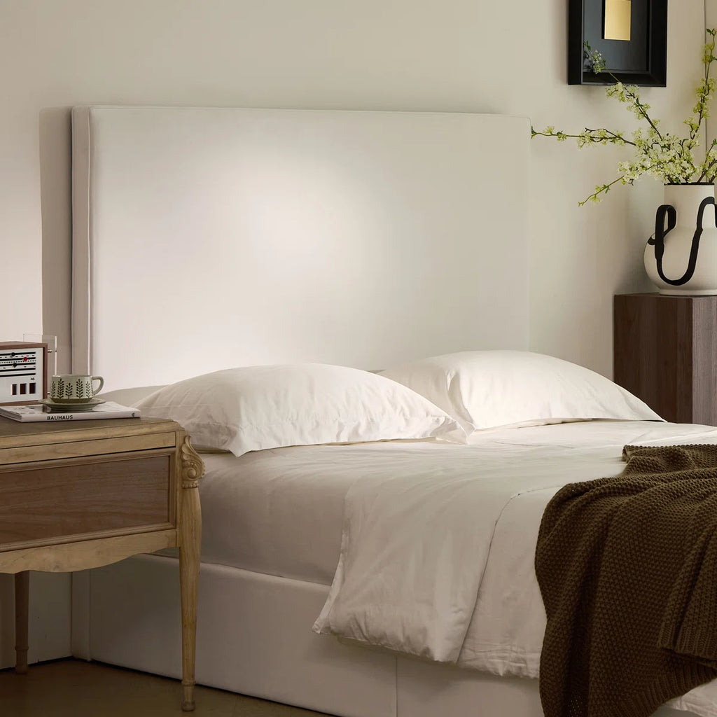 Verelle Velvet Upholstered Hydraulic Storage Bed